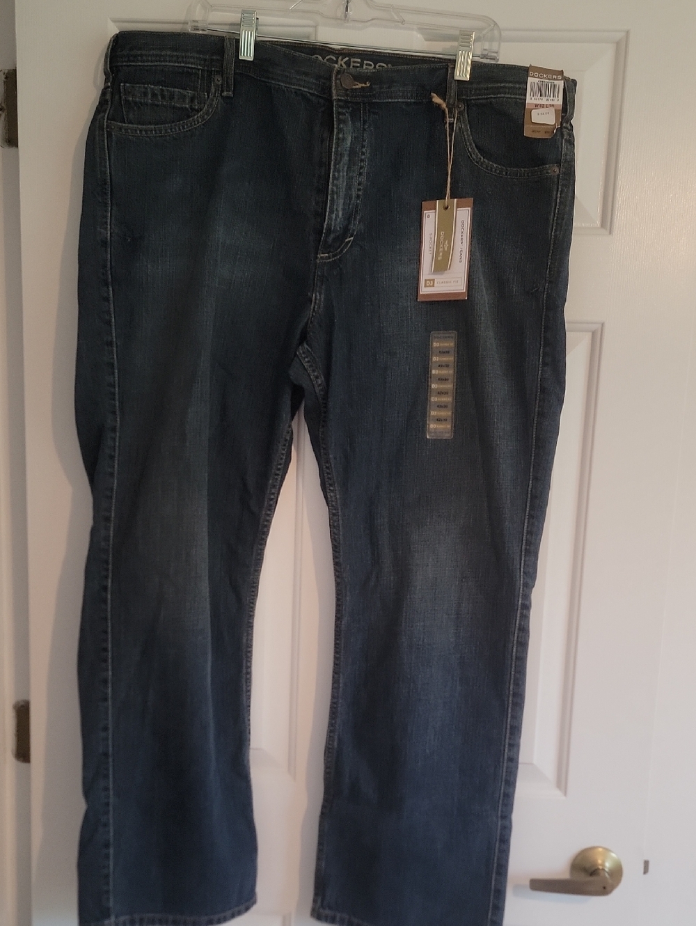Dockers Men’s Dark Blue Straight Leg Jeans, Size 42 , NWT